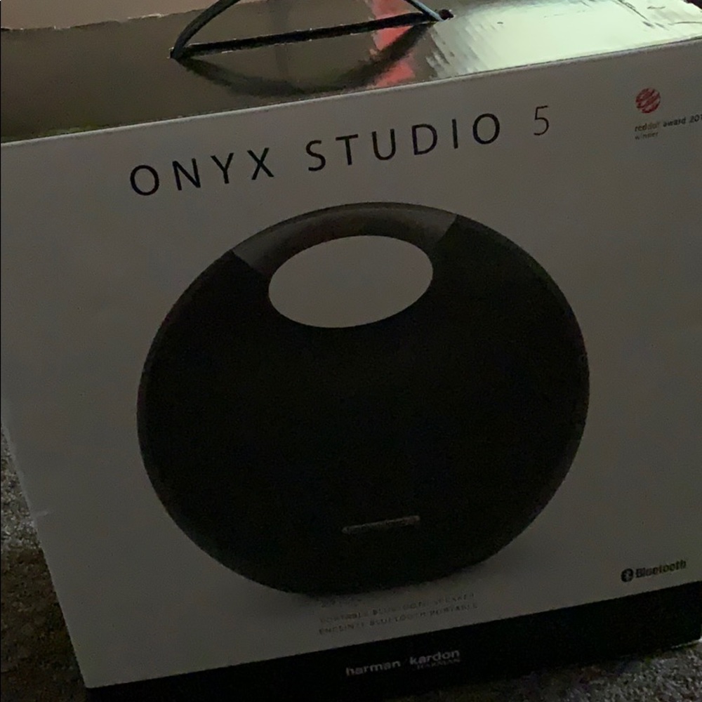 Bluetooth speaker